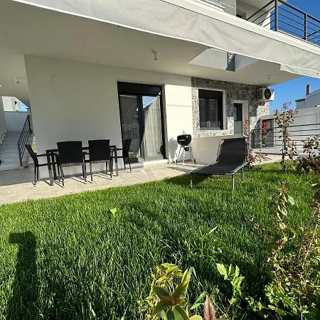 Olea Suites 2 Nea Moudania Exterior photo